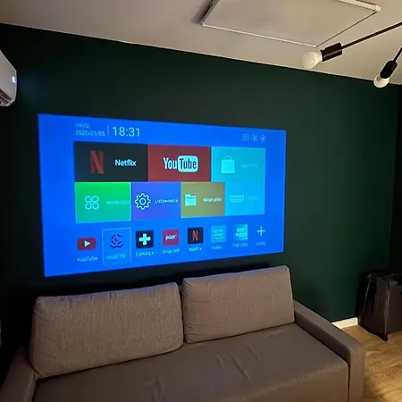 Nawrot Apartment